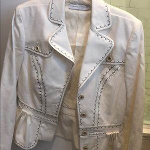 Carolina Herrera summer fitted off white jacket